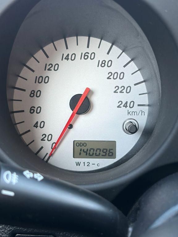 Gebraucht Toyota MR2 140 PS (102 kW) 2000 Schwarz Cabrio