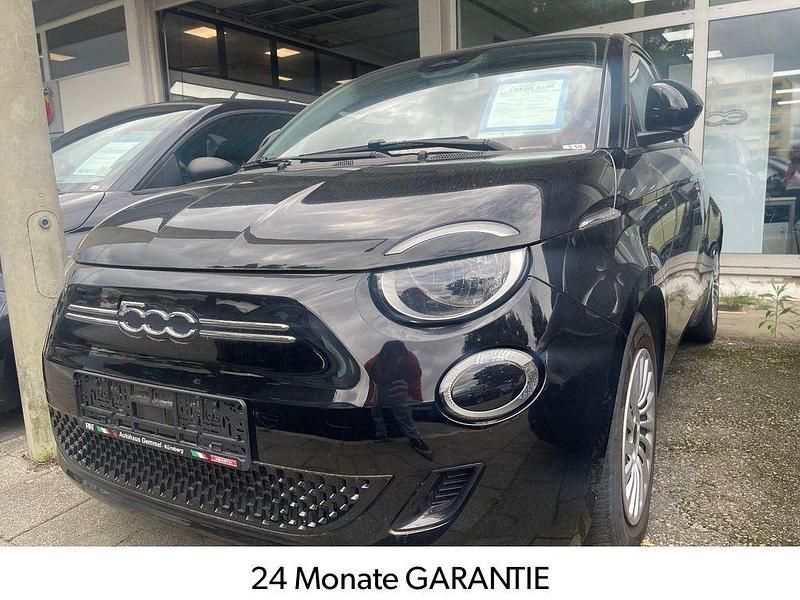 Schwarz Gebraucht 2022 Fiat 500e Action Kleinwagen | 13.490 € (Fairer Preis) - Bild 1/3