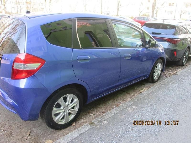 Gebraucht Honda Jazz 99 PS (72 kW) 2011 Blau Kleinwagen
