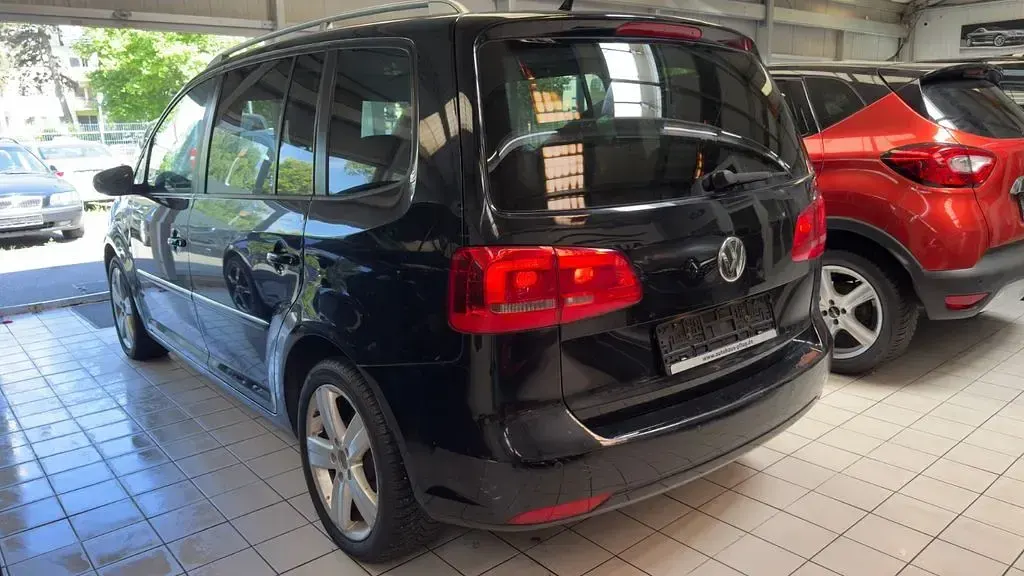 Gebraucht VW Touran Highline 140 PS (102 kW) 2011 Schwarz Van / Kleinbus