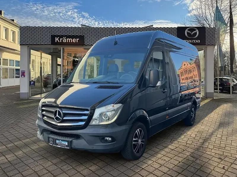 Obsidianschwarz metallic Gebraucht 2015 Mercedes Sprinter Van | 25.990 € - Bild 1/4