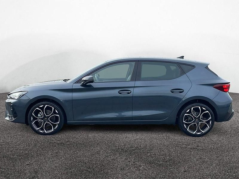 Gebraucht Cupra Leon 150 PS (110 kW) 2025 Magnetic grau Limousine