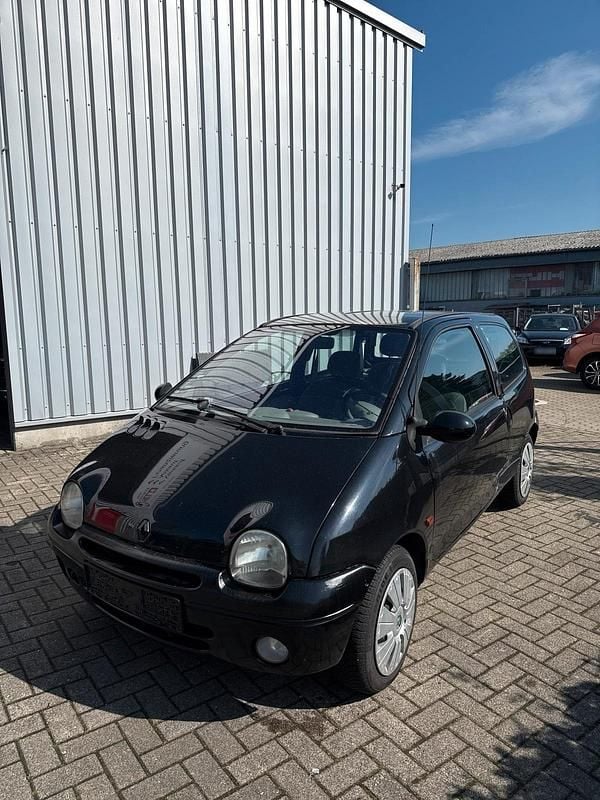 Second-hand Renault Twingo 75 CP (55 kW) 2000 Negru Hatchback