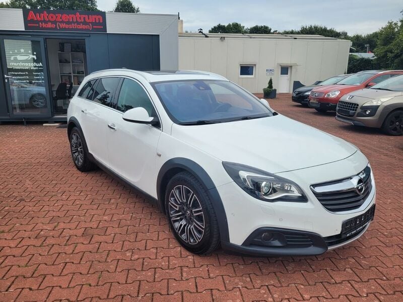 Gebraucht Opel Insignia Country Tourer 170 PS (125 kW) 2016 Weiß Kombi