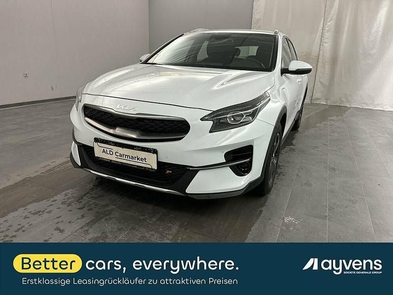 Weiß Gebraucht 2022 Kia XCeed Vision SUV | 17.980 € (Superpreis) - Bild 1/4