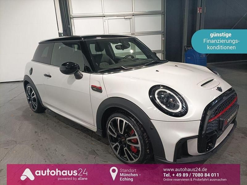 Weiß Gebraucht 2023 Mini John Cooper Works Kleinwagen | 31.330 € (Fairer Preis) - Bild 1/4