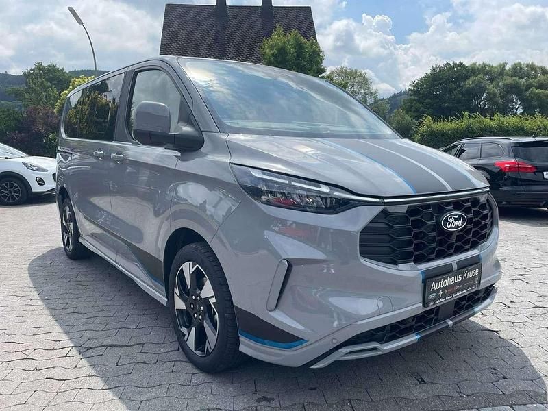 Grey matter Neu 2025 Ford Tourneo Custom Sport Van / Kleinbus | 59.800 € (Etwas zu teuer) - Bild 1/4