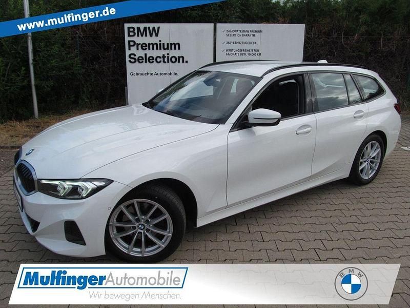 Weiß Gebraucht 2022 BMW 320 Kombi | 23.980 € (Guter Preis) - Bild 1/4