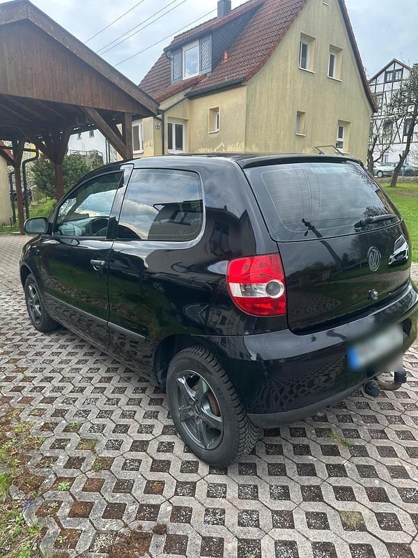 Gebraucht VW Fox 75 PS (55 kW) 2006 Schwarz Kleinwagen