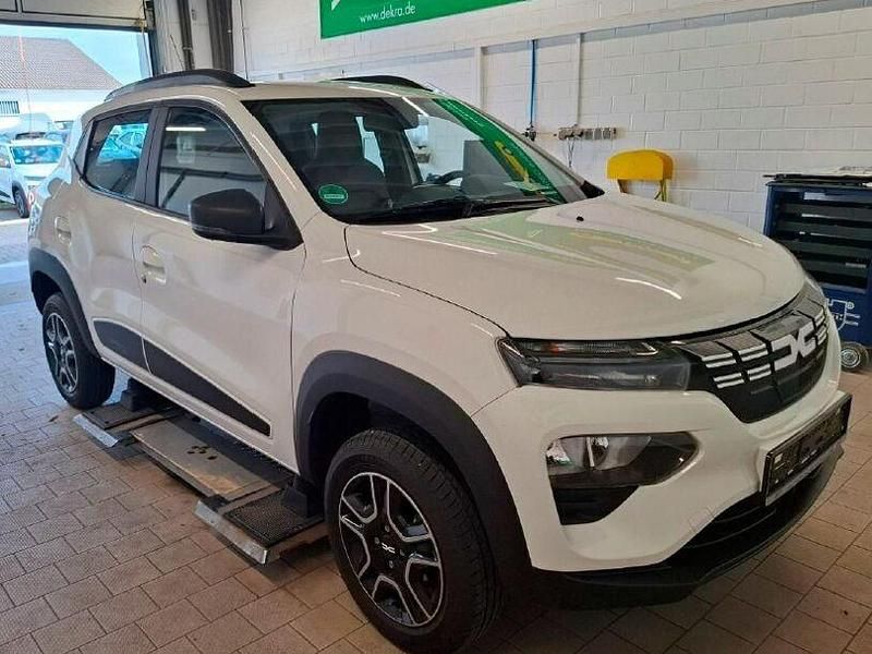 Weiß Gebraucht 2023 Dacia Spring Essentiel Kleinwagen | 14.997 € (Fairer Preis) - Bild 1/3