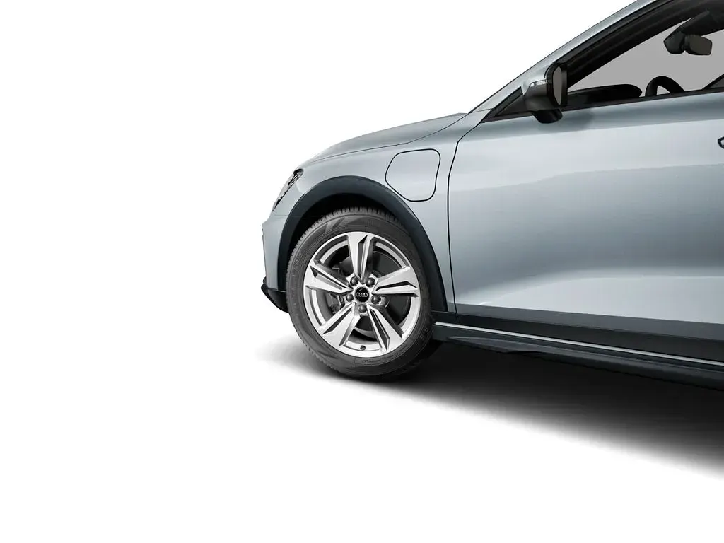 Second-hand Audi A3 Sport 204 CP (150 kW) 2025 Gri Berlinǎ
