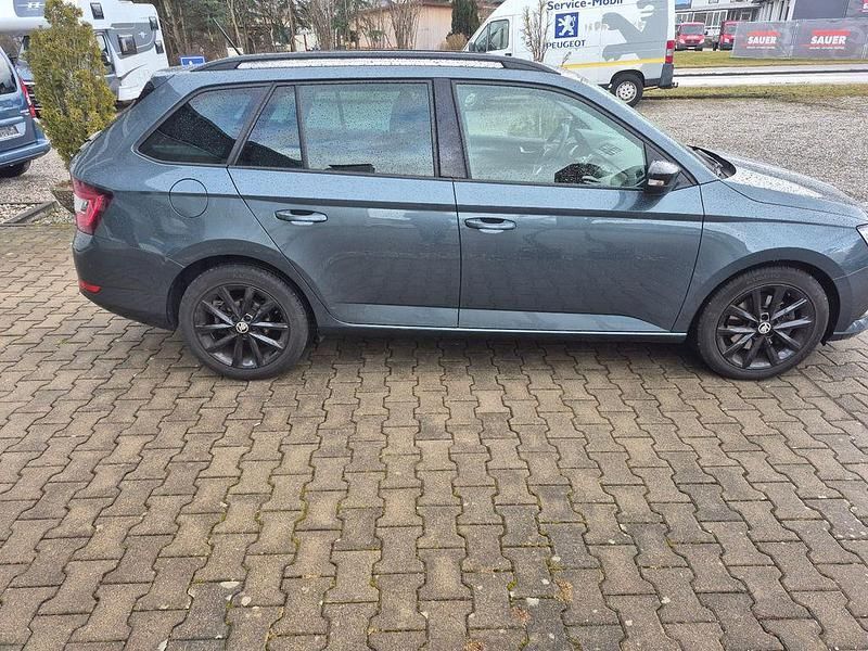 Gebraucht Skoda Fabia Style 95 PS (69 kW) 2021 Grau Kombi