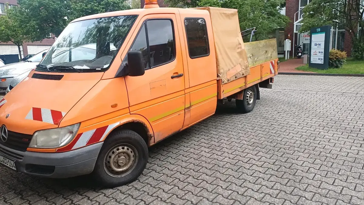 Używany Mercedes Sprinter 2001 Pomarańczowy