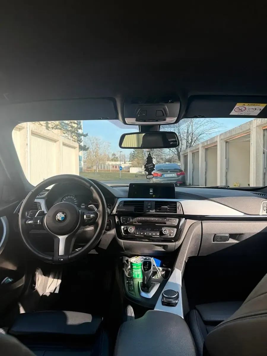 Gebraucht BMW 330 Shadowline 258 PS (189 kW) 2018 Weiß Limousine