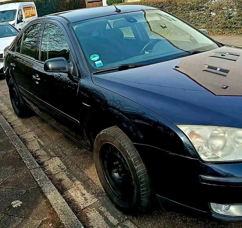 Gebraucht Ford Mondeo 145 PS (106 kW) 2005 Schwarz Limousine