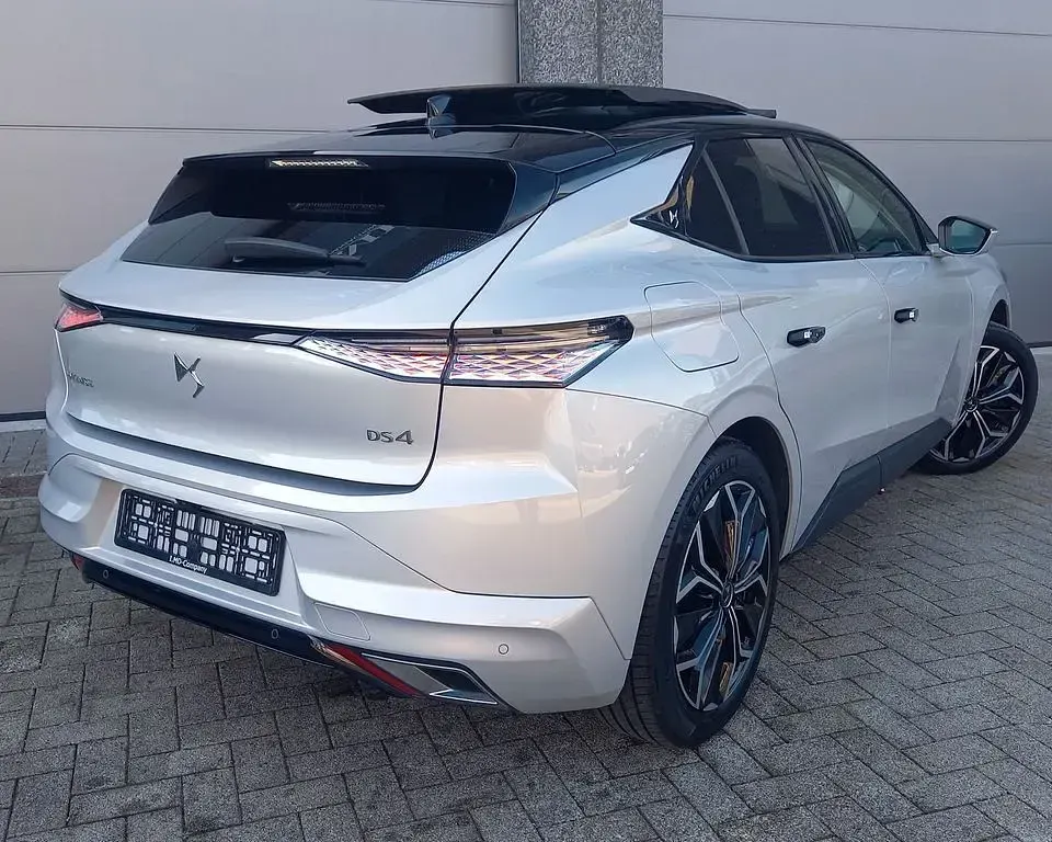 Gebraucht DS Automobiles DS4 224 PS (164 kW) 2022 Weiß SUV