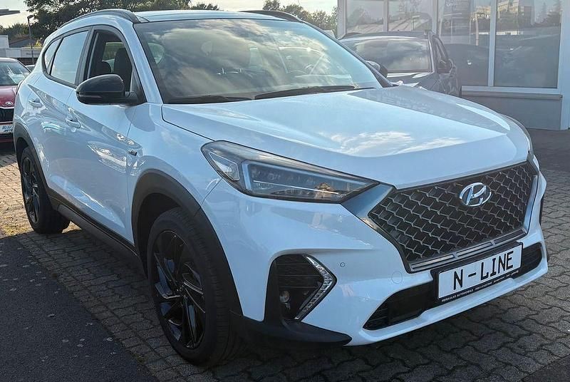 Weiß Gebraucht 2020 Hyundai Tucson N Line SUV | 25.490 € (Etwas zu teuer) - Bild 1/4