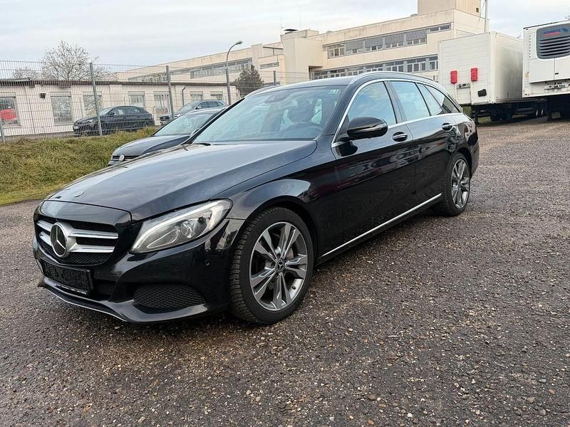 Gebraucht Mercedes C250 204 PS (150 kW) 2017 Schwarz Kombi