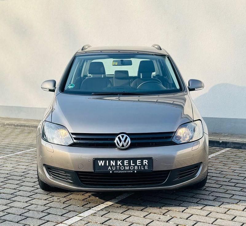 Gebraucht VW Golf Plus Cross Trendline 105 PS (77 kW) 2011 Braun Van / Kleinbus