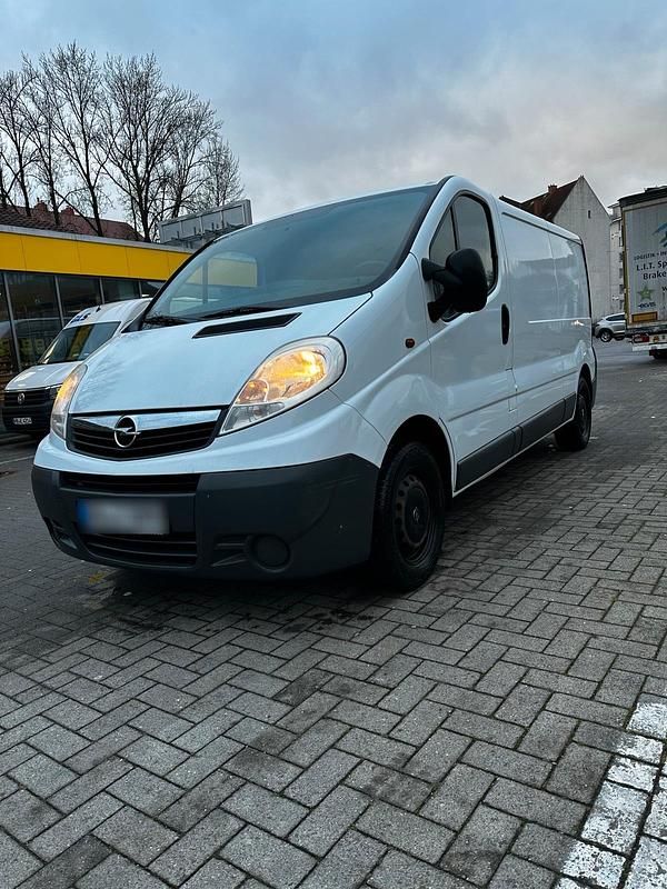 Gebraucht Opel Vivaro 2012 Weiß Van / Kleinbus