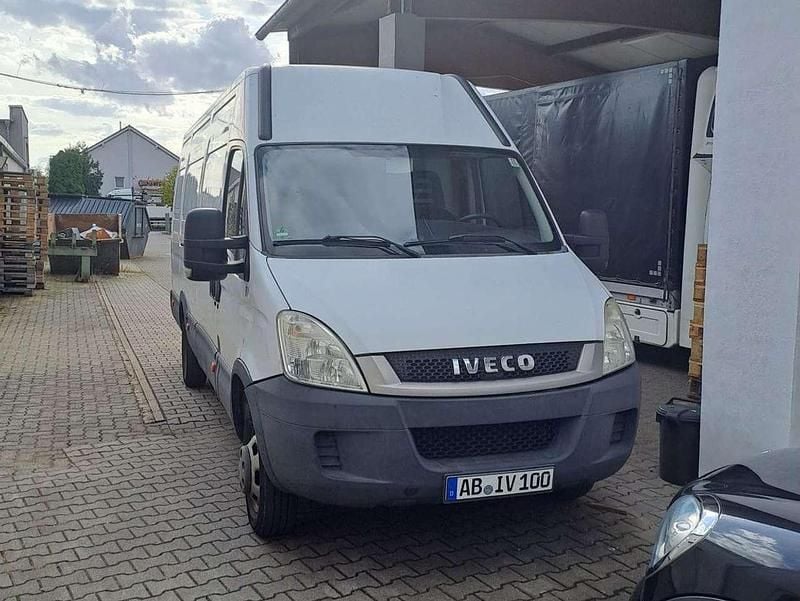 Weiß Gebraucht 2011 Iveco Daily Van | 8.000 € (Fairer Preis) - Bild 1/4