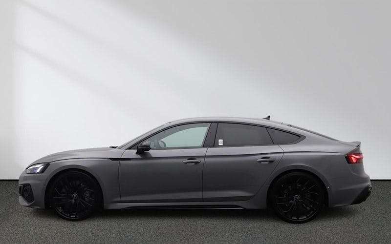 Gebraucht Audi RS5 Sportback Ambiente 450 PS (330 kW) 2022 Nardograu Limousine