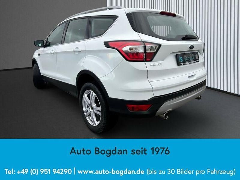 Gebraucht Ford Kuga Cool & Connect 150 PS (110 kW) 2020 Weiß SUV
