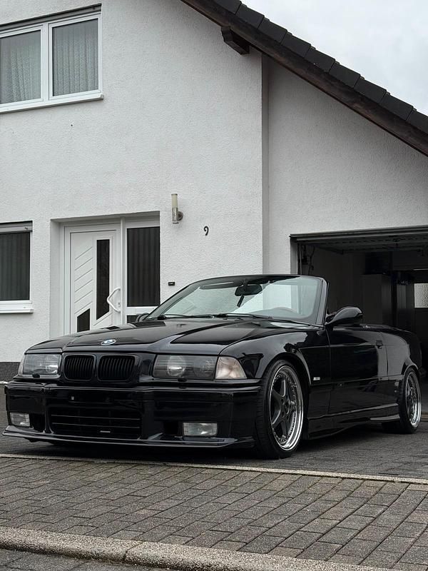 Schwarz Gebraucht 1999 BMW 328 Cabriolet M Sport Cabrio | 12.000 € - Bild 1/4