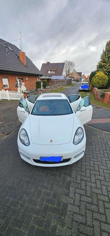 Gebraucht Porsche Panamera 4S 420 PS (308 kW) 2014 Weiß Limousine