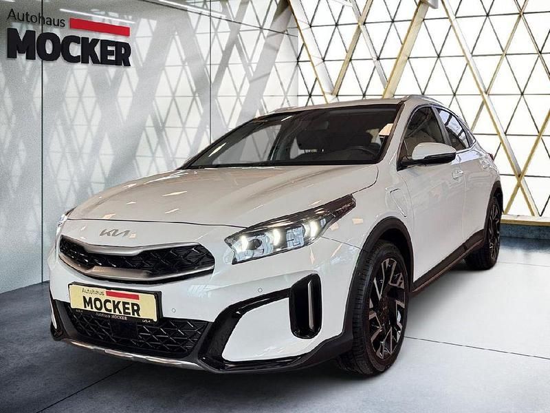 Weiß Gebraucht 2022 Kia XCeed Platinum Edition SUV | 23.990 € (Teuer) - Bild 1/4