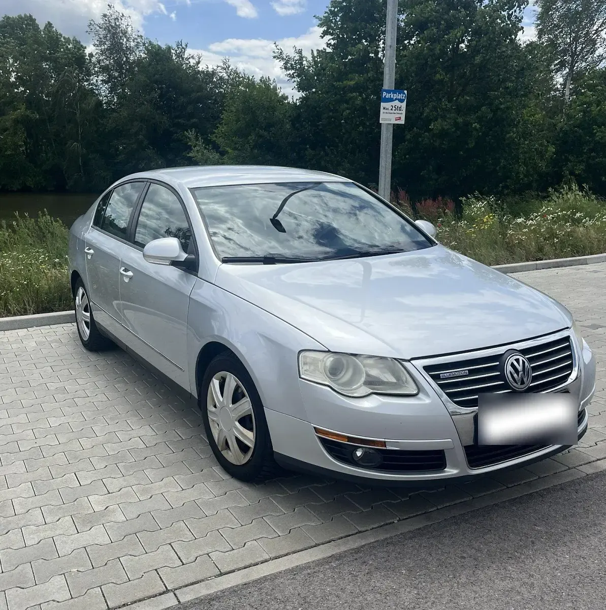 Gebraucht VW Passat 105 PS (77 kW) 2008 Limousine