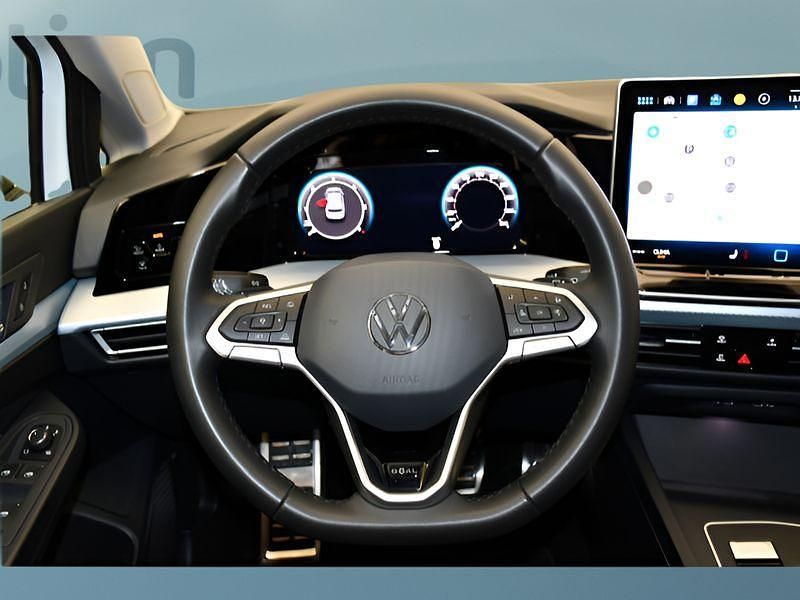 Gebraucht VW Golf VIII 150 PS (110 kW) 2025 Weiß Kleinwagen