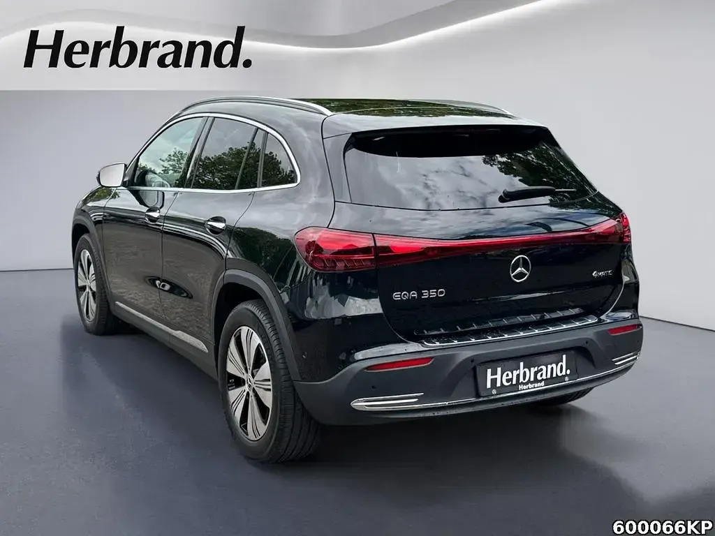 Gebraucht Mercedes EQA350 Progressive 214 kW (292 PS) 2025 Metalliclack kosmosschwarz SUV