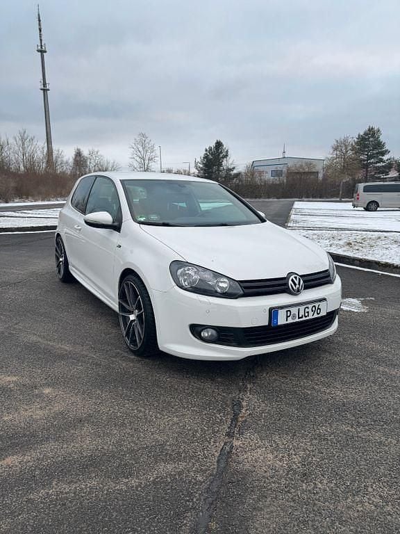 Gebraucht VW Golf VI R-line 122 PS (89 kW) 2011 Weiß Kleinwagen