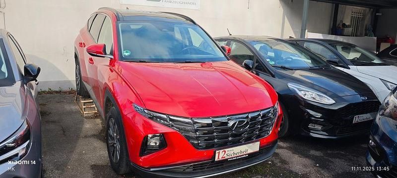 Rot Gebraucht 2021 Hyundai Tucson Trend SUV | 21.750 € (Superpreis) - Bild 1/4