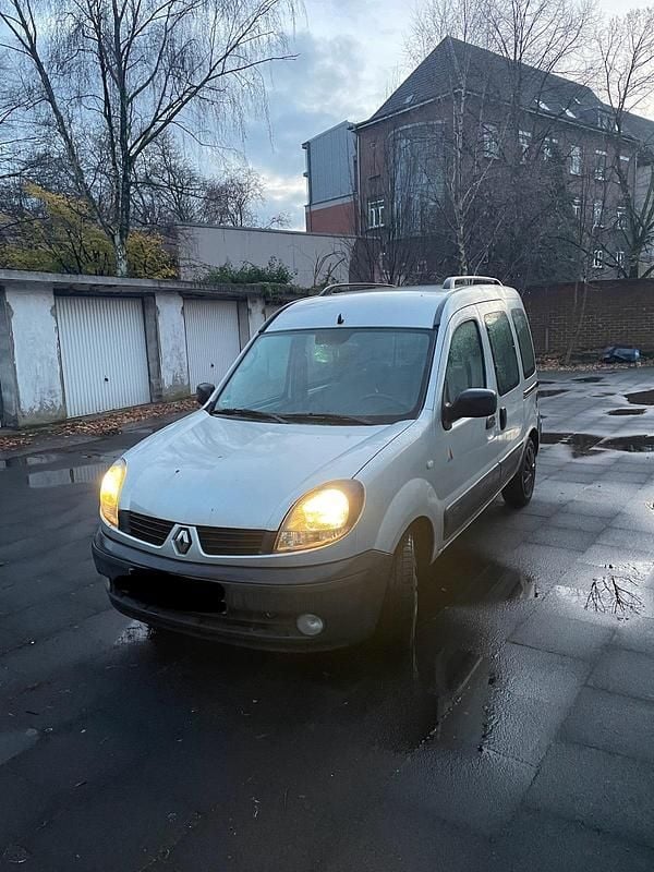 Second-hand Renault Kangoo 84 CP (61 kW) 2006 Argintiu Monovolum