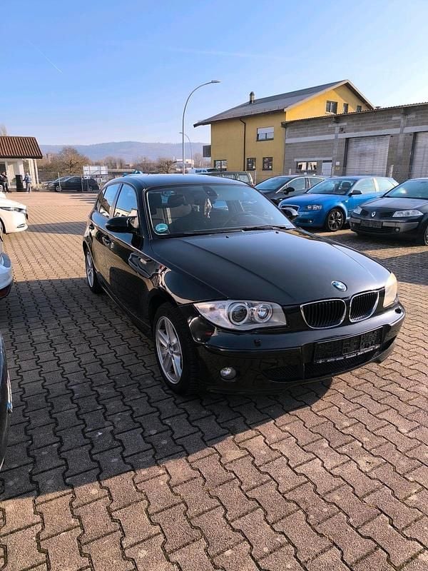 Schwarz Gebraucht 2006 BMW 118 Kleinwagen | 2.800 € (Guter Preis) - Bild 1/4