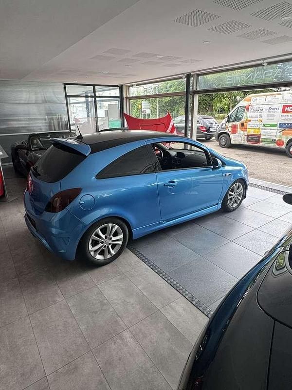 Blau Gebraucht 2007 Opel Corsa OPC Coupé | 8.999 € (Teuer) - Bild 1/4