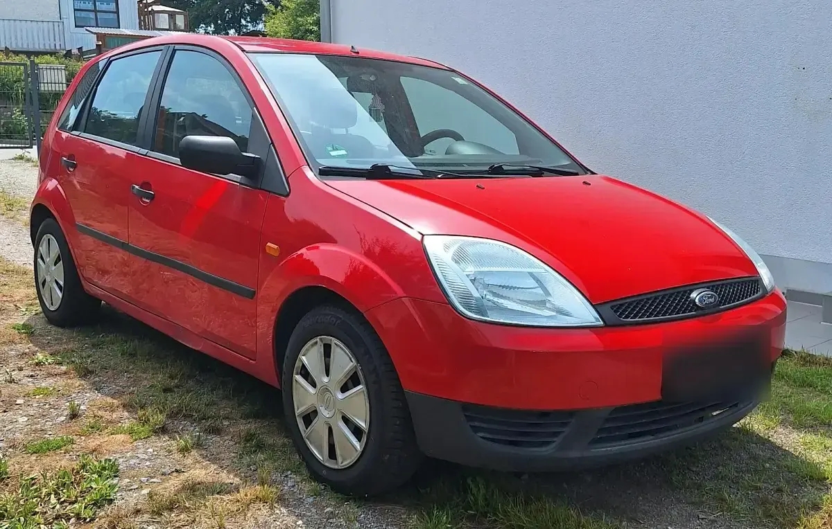 Gebraucht Ford Fiesta 69 PS (50 kW) 2003 Rot Kleinwagen