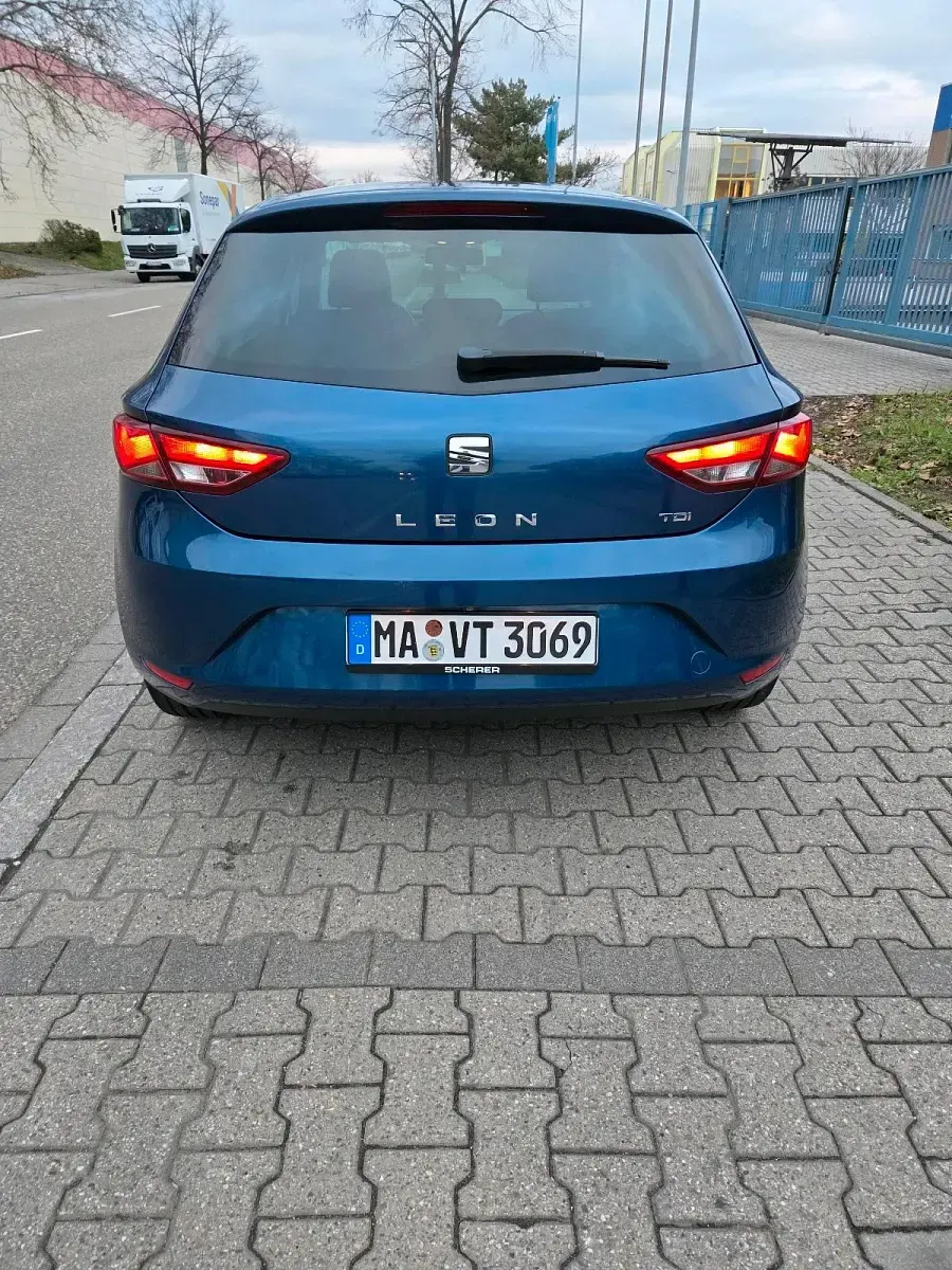 Gebraucht Seat Leon 150 PS (110 kW) 2016 Blau Limousine