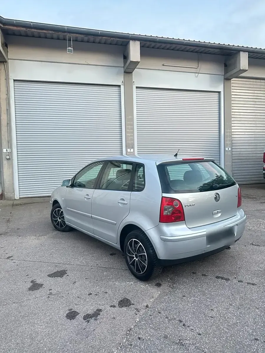 Gebraucht VW Polo Cricket 82 PS (60 kW) 2004 Silber Kleinwagen