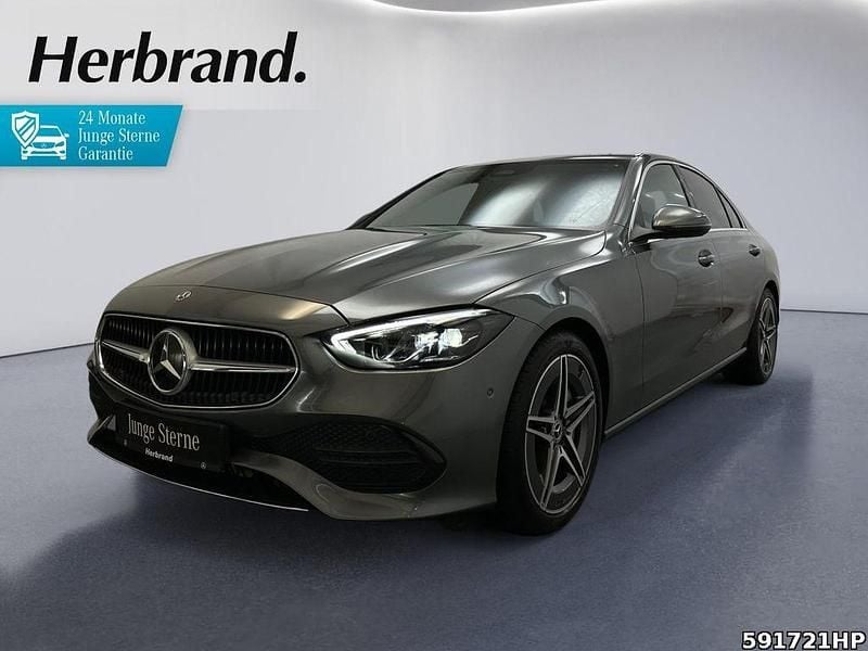 Grau Gebraucht 2021 Mercedes C200 Avantgarde Limousine | 32.980 € (Guter Preis) - Bild 1/4