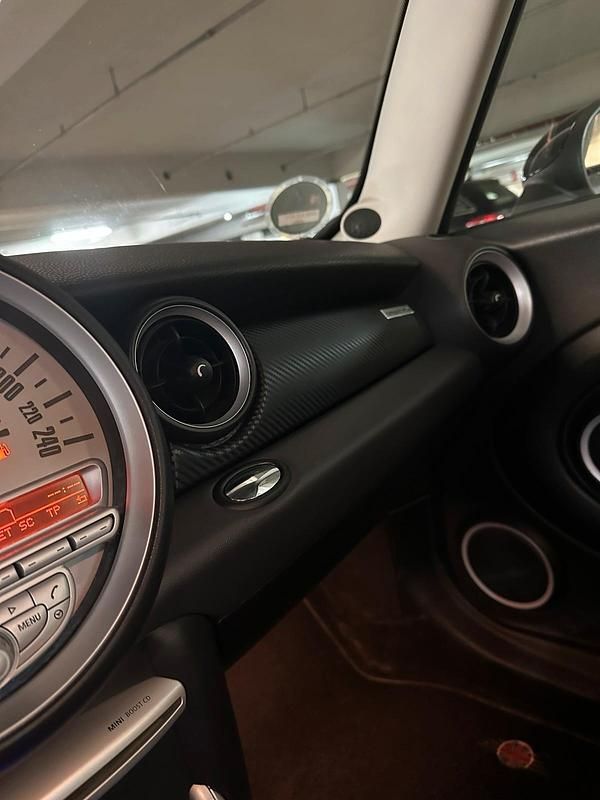 Gebraucht Mini Cooper 119 PS (87 kW) 2007 Schwarz Kleinwagen