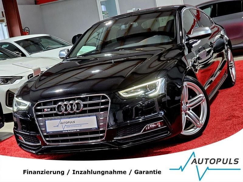 Phantomschwarz perleffekt (metallic) Gebraucht 2013 Audi S5 Sport Limousine | 21.970 € (Superpreis) - Bild 1/3