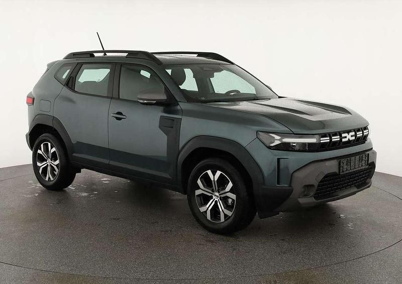 Zeder grün metallic Neu 2025 Dacia Duster Expression SUV | 24.590 € (Guter Preis) - Bild 1/4