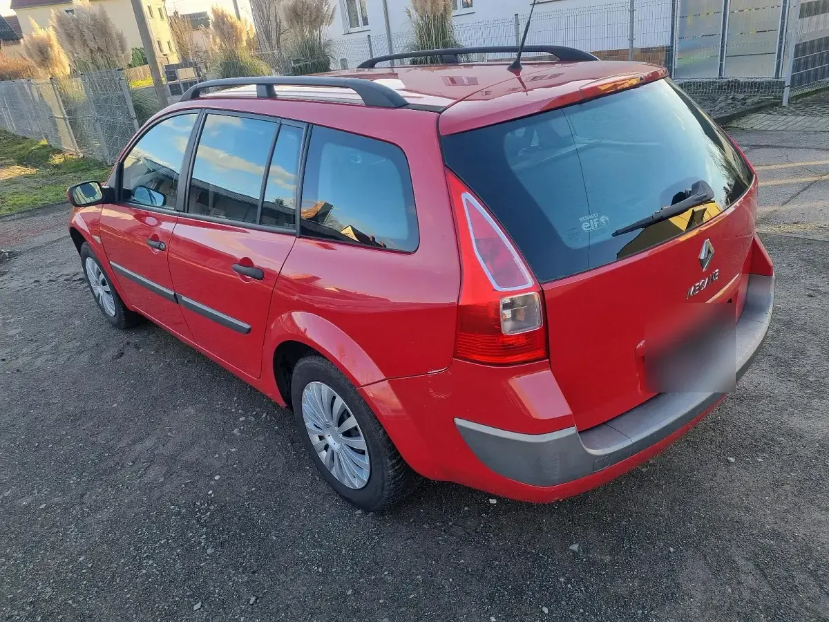 Gebraucht Renault Mégane GrandTour 110 PS (80 kW) 2009 Rot Kombi