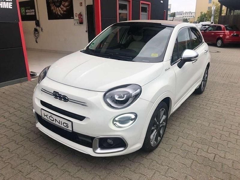 Weiß Gebraucht 2023 Fiat 500X Dolcevita SUV | 19.989 € (Guter Preis) - Bild 1/4