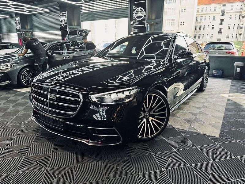 Schwarz Gebraucht 2023 Mercedes S350 AMG Limousine | 73.900 € (Teuer) - Bild 1/4