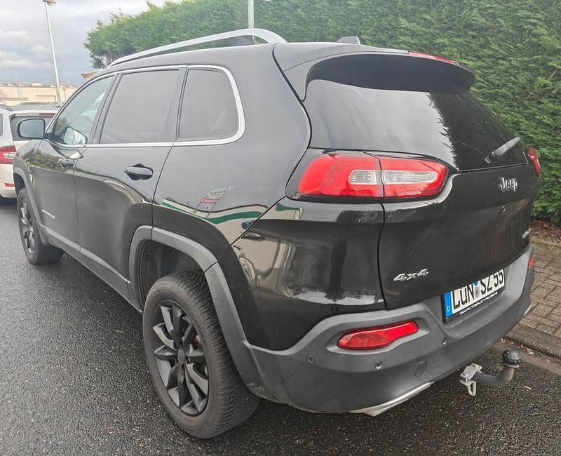 Gebraucht Jeep Cherokee Limited 200 PS (147 kW) 2016 Schwarz SUV