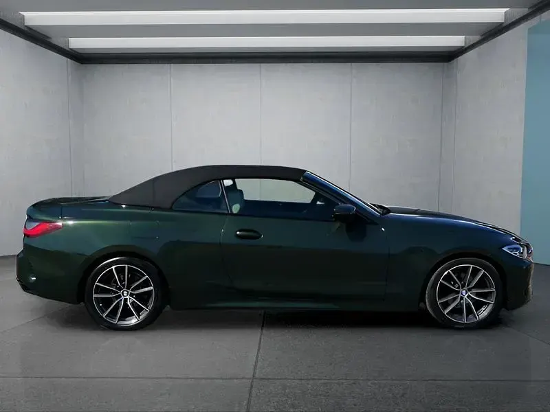 Gebraucht BMW 420 190 PS (139 kW) 2023 Grün Cabrio